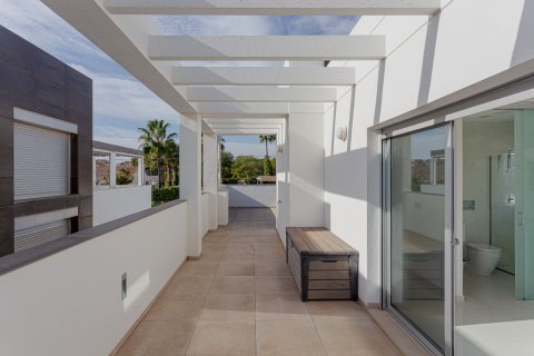 Villa till salu i Alicante, Spanien 3 sovrum, 108 kvm. Nr. 179566 - foto 20