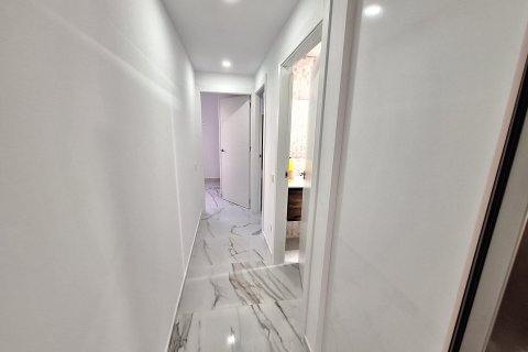 Huoneisto vuokrattavana Torrevieja, Alicante, Espanja , 83 m2 No. 166588 - kuva 10