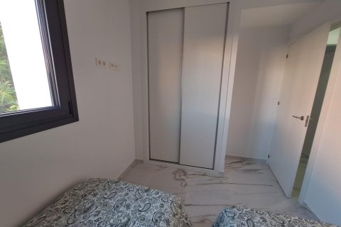 Huoneisto vuokrattavana Torrevieja, Alicante, Espanja , 83 m2 No. 166588 - kuva 5