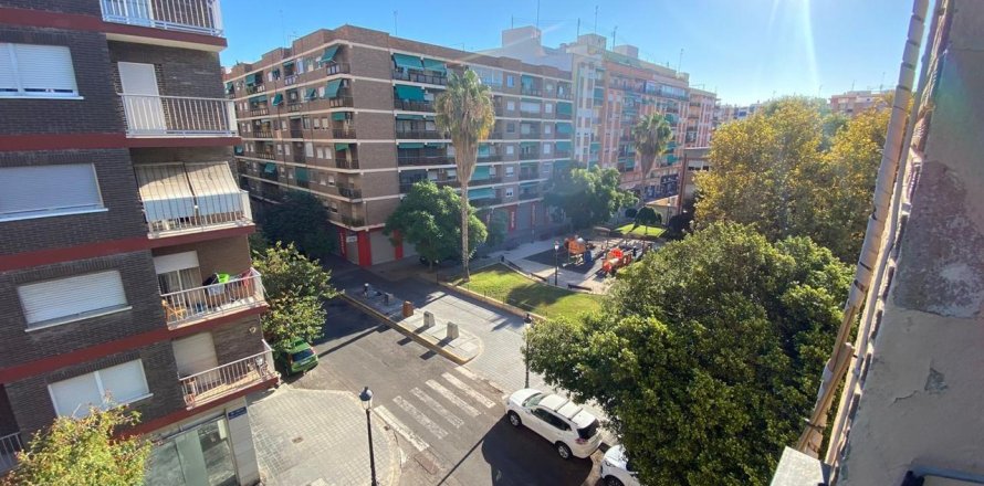 Appartamento a Valencia, Spagna 2 camere da letto, 76 mq. N° 166585