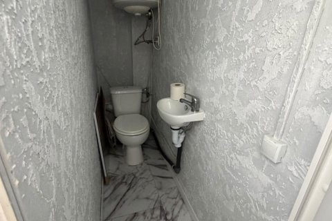 Dzīvoklis pārdošanā Mislata, Valencia, Spānijā 1 istaba, 95 m2 Nr. 166587 - attēls 15