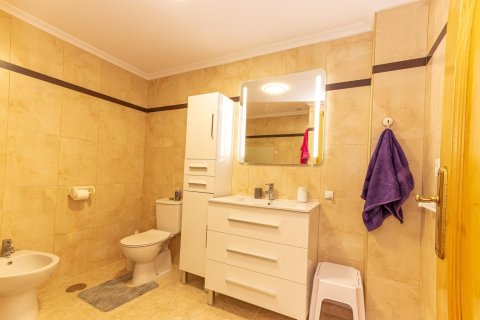 Apartament w Alicante, Hiszpania 1 sypialnia, 109 mkw. nr 166586 – zdjęcie 17