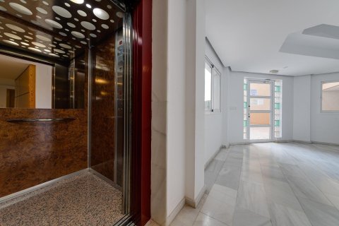 Apartament w Alicante, Hiszpania 1 sypialnia, 109 mkw. nr 166586 – zdjęcie 23