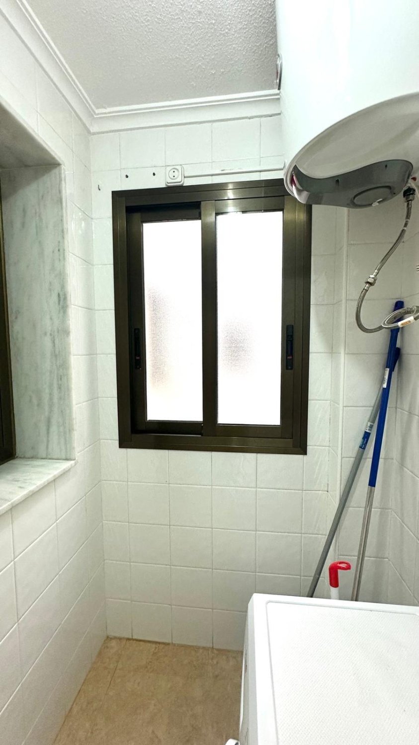 Appartamento a Torrevieja, Alicante, Spagna 3 camere da letto, 123 mq. N° 166583