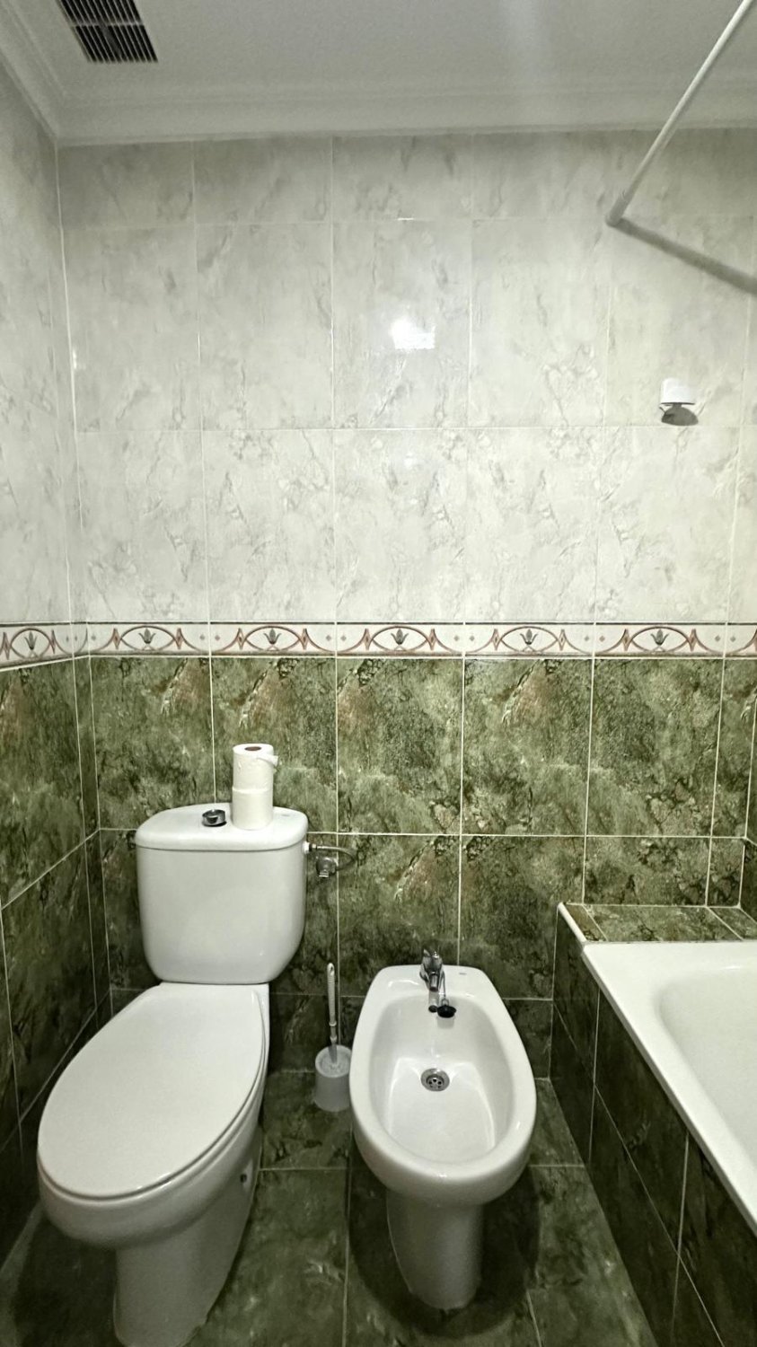 Appartamento a Torrevieja, Alicante, Spagna 3 camere da letto, 123 mq. N° 166583
