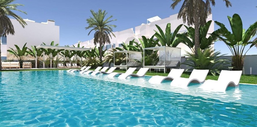 Bungalow in Pilar de la Horadada, Alicante, Spain 3 bedrooms, 83 sq.m. No. 193082