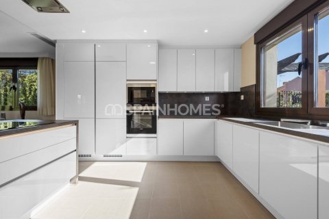 Продажа виллы в Эстепона, Малага, Испания 3 спальни, 235м2 №117663 - фото 6