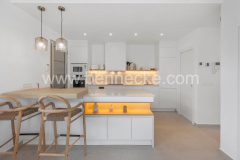 Продажа виллы в Бенихофар, Аликанте, Испания 3 спальни, 225м2 №104147 - фото 14