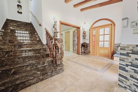 Huvila myytävänä Torrevieja, Alicante, Espanja, 5 makuuhuonetta, 230 m2 No. 139375 - kuva 14