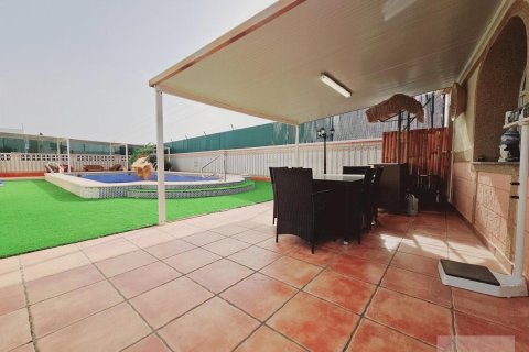 Huvila myytävänä Torrevieja, Alicante, Espanja, 5 makuuhuonetta, 230 m2 No. 139375 - kuva 7