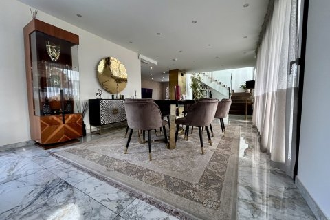 Villa till salu i Los Balcones, Alicante, Spanien 3 sovrum, 241 kvm. Nr. 139375 - foto 12