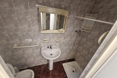 Radhus till salu Torrevieja, Alicante, Spanien 4 sovrum, 156 kvm. Nr. 139376 - foto 17