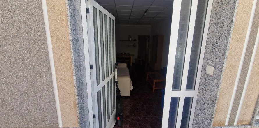 Radhus Torrevieja, Alicante, Spanien 4 sovrum, 156 kvm. Nr. 139376