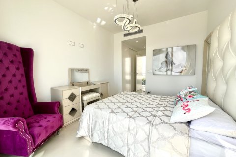 Villa for sale San Miguel de Salinas, Alicante, Spain 5 bedrooms, 318 sq.m. No. 139371 - photo 13