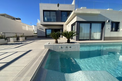 Villa for sale San Miguel de Salinas, Alicante, Spain 5 bedrooms, 318 sq.m. No. 139371 - photo 1