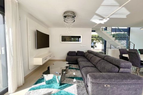 Villa for sale San Miguel de Salinas, Alicante, Spain 5 bedrooms, 318 sq.m. No. 139371 - photo 3