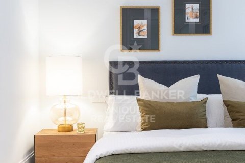 Huoneisto myytävänä Madrid, Espanja, 4 makuuhuonetta, 200 m2 No. 157707 - kuva 28