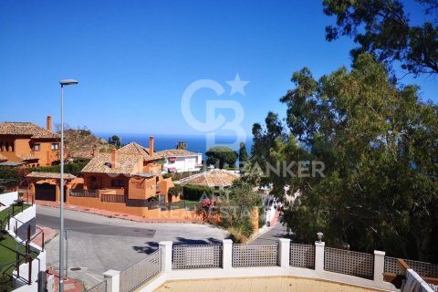 Villa en venta en Benalmádena, Málaga, España 4 dormitorios, 471 m2 No. 157709 - foto 14