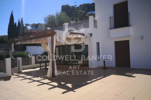 Villa en venta en Benalmádena, Málaga, España 4 dormitorios, 471 m2 No. 157709 - foto 2