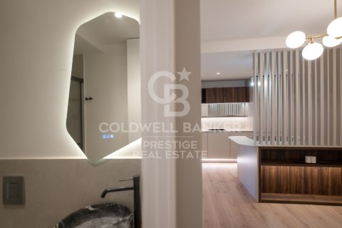 Продажа квартиры в Барселона, Испания 3 спальни, 76м2 №157705 - фото 11