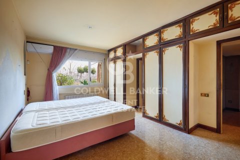 Takvåning till salu i Barcelona, Spanien 4 sovrum, 188 kvm. Nr. 157708 - foto 24