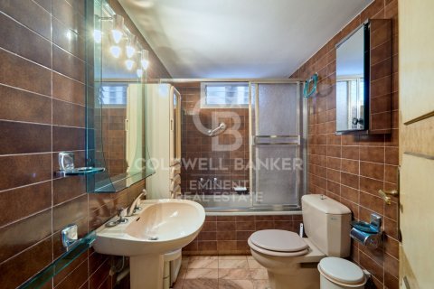 Takvåning till salu i Barcelona, Spanien 4 sovrum, 188 kvm. Nr. 157708 - foto 15