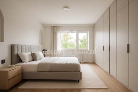 Takvåning till salu i Barcelona, Spanien 4 sovrum, 188 kvm. Nr. 157708 - foto 7