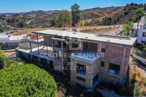 Villa for sale in Mijas, Malaga, Spain 6 bedrooms, 643 sq.m. No. 157710 - photo 3