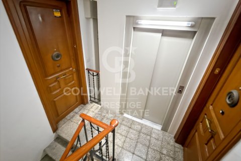 Huoneisto myytävänä Barcelona, Espanja, 1 makuuhuone, 64 m2 No. 157706 - kuva 25