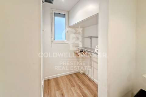 Huoneisto myytävänä Barcelona, Espanja, 1 makuuhuone, 64 m2 No. 157706 - kuva 17