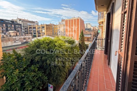 Huoneisto myytävänä Barcelona, Espanja, 1 makuuhuone, 64 m2 No. 157706 - kuva 6