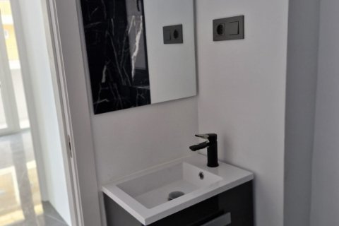 Apartamento en venta Benalmádena, Málaga, España 2 dormitorios, 99 m2 No. 137350 - foto 25