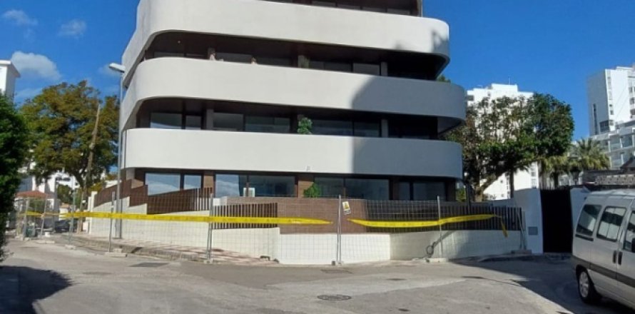 Apartamento en Benalmádena, Málaga, España 2 dormitorios, 99 m2 No. 137350