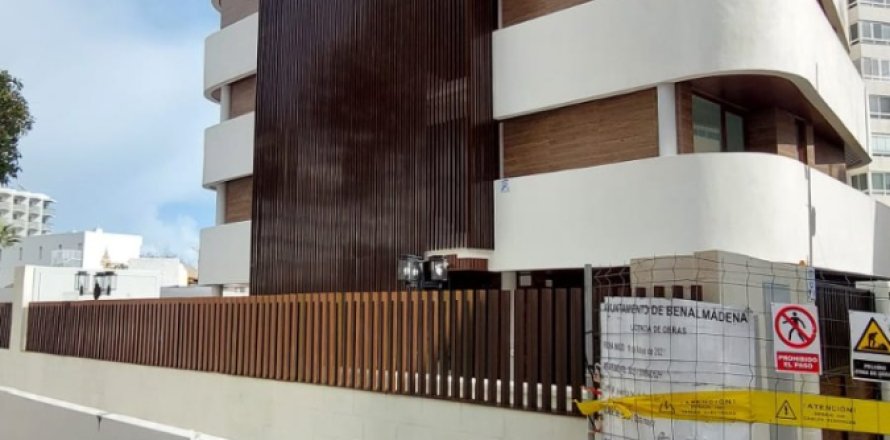 Apartamento Benalmádena, Málaga, España 2 dormitorios, 99 m2 No. 137350