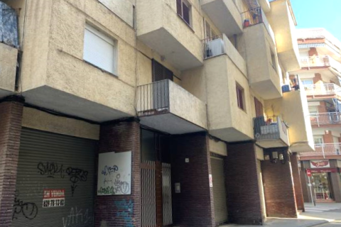 Apartamento en venta en Calella, Barcelona, España 3 dormitorios, 89 m2 No. 191487 - foto 1