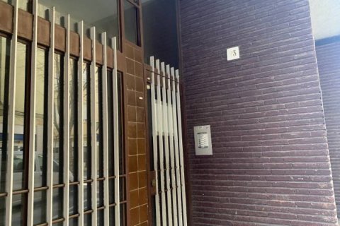 Apartamento en venta en Calella, Barcelona, España 3 dormitorios, 89 m2 No. 191487 - foto 2