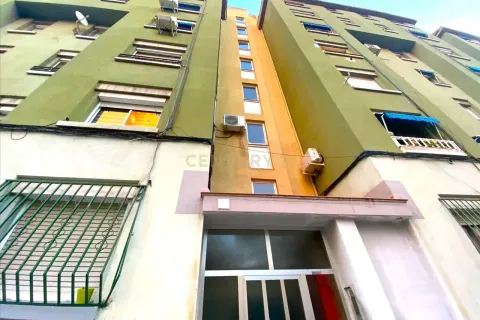 Talo Sabadell, Barcelona, Espanja 4 makuuhuonetta, 87 m2 No. 191491