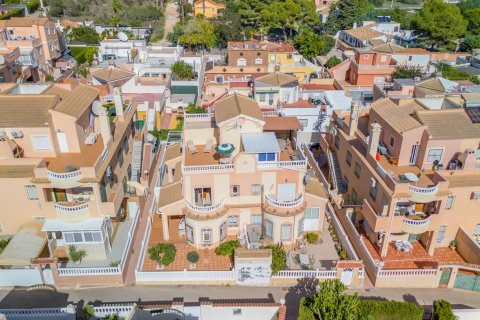 Casa adosada en venta en Alicante, España 3 dormitorios, 78 m2 No. 140125 - foto 25