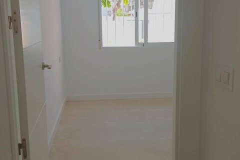 Villetta a schiera in vendita a Pilar de la Horadada, Alicante, Spagna 2 camere da letto, 65 mq. N° 140125 - foto 9