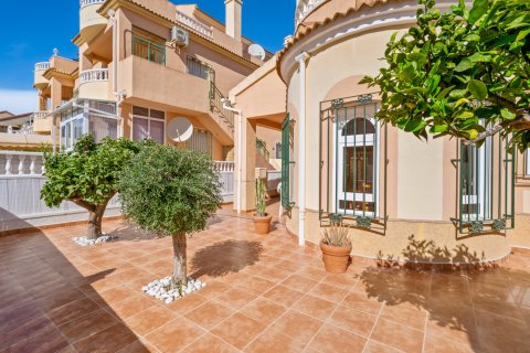 Casa adosada en venta en Alicante, España 3 dormitorios, 78 m2 No. 140125 - foto 18