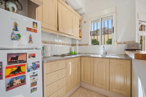 Casa adosada en venta en Alicante, España 3 dormitorios, 78 m2 No. 140125 - foto 6