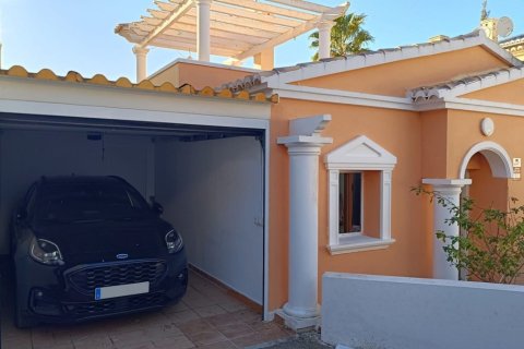 Villa till salu i Calpe, Alicante, Spanien 2 sovrum, 90 kvm. Nr. 180287 - foto 9