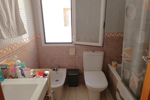 Villa till salu i Calpe, Alicante, Spanien 2 sovrum, 90 kvm. Nr. 180287 - foto 22