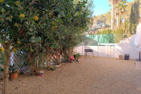 Villa till salu i Calpe, Alicante, Spanien 2 sovrum, 90 kvm. Nr. 180287 - foto 3
