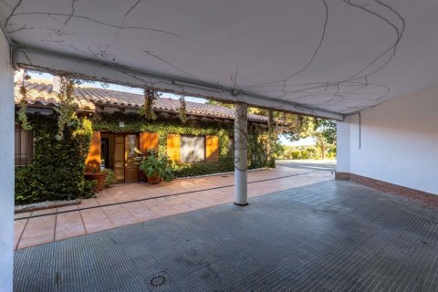 House for sale in Cabrera de Mar, Barcelona, Spain 6 bedrooms, 698 sq.m. No. 177831 - photo 10
