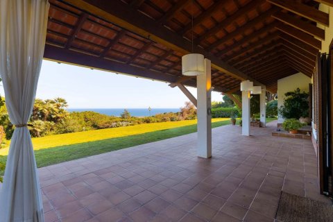 House for sale in Cabrera de Mar, Barcelona, Spain 6 bedrooms, 698 sq.m. No. 177831 - photo 13