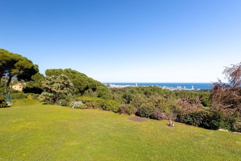 House for sale in Cabrera de Mar, Barcelona, Spain 6 bedrooms, 698 sq.m. No. 177831 - photo 22