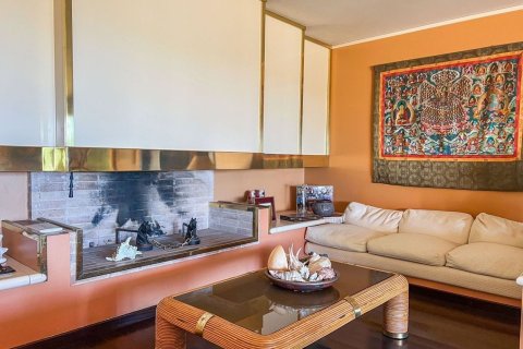 House for sale in Sant Andreu de Llavaneres, Barcelona, Spain 6 bedrooms, 800 sq.m. No. 177833 - photo 11