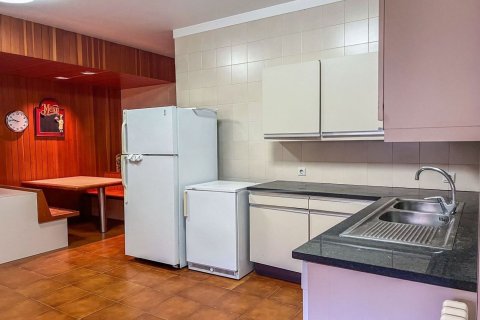 House for sale in Sant Andreu de Llavaneres, Barcelona, Spain 6 bedrooms, 800 sq.m. No. 177833 - photo 24