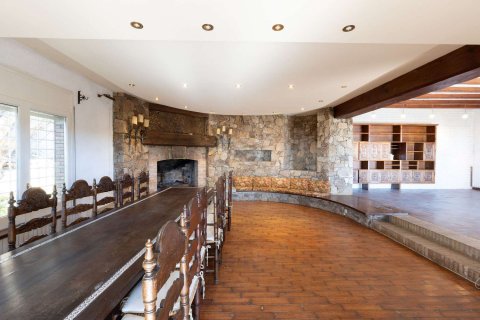 House for sale in Barcelona, Spain 10 bedrooms, 581 sq.m. No. 177832 - photo 18